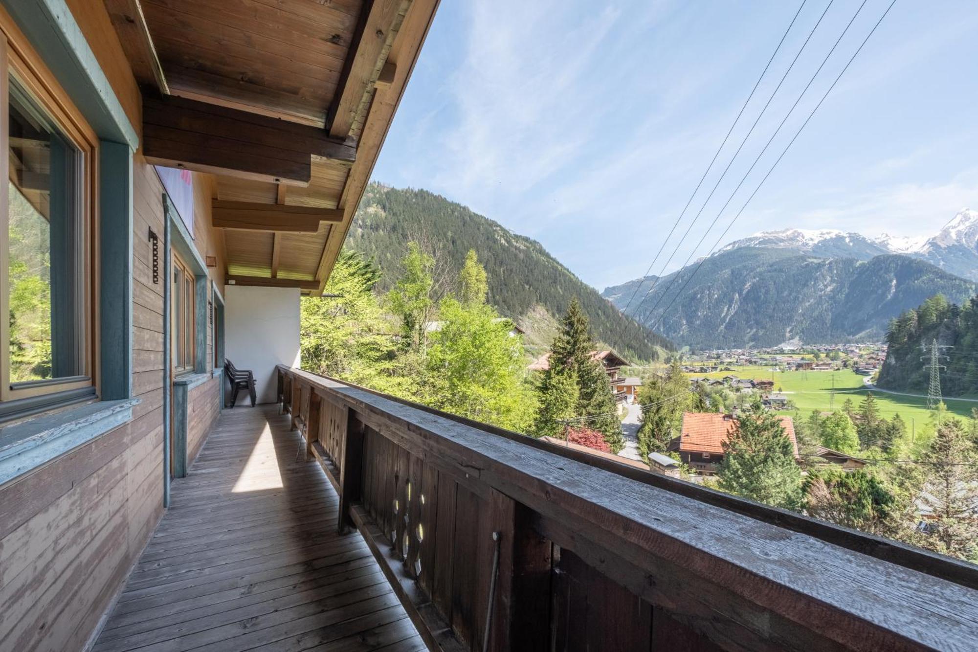 Haus Tuxerklamm Appartamento